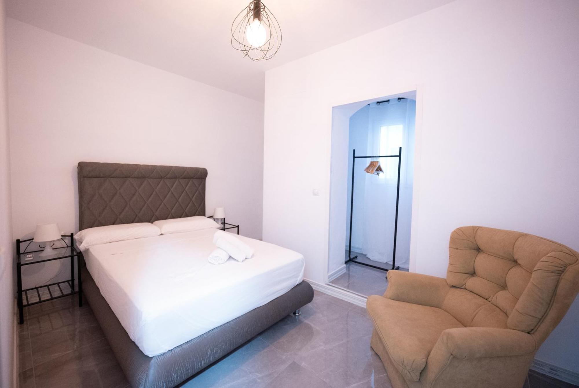גראו דה קסטיון Apartalux Premium Suites מראה חיצוני תמונה
